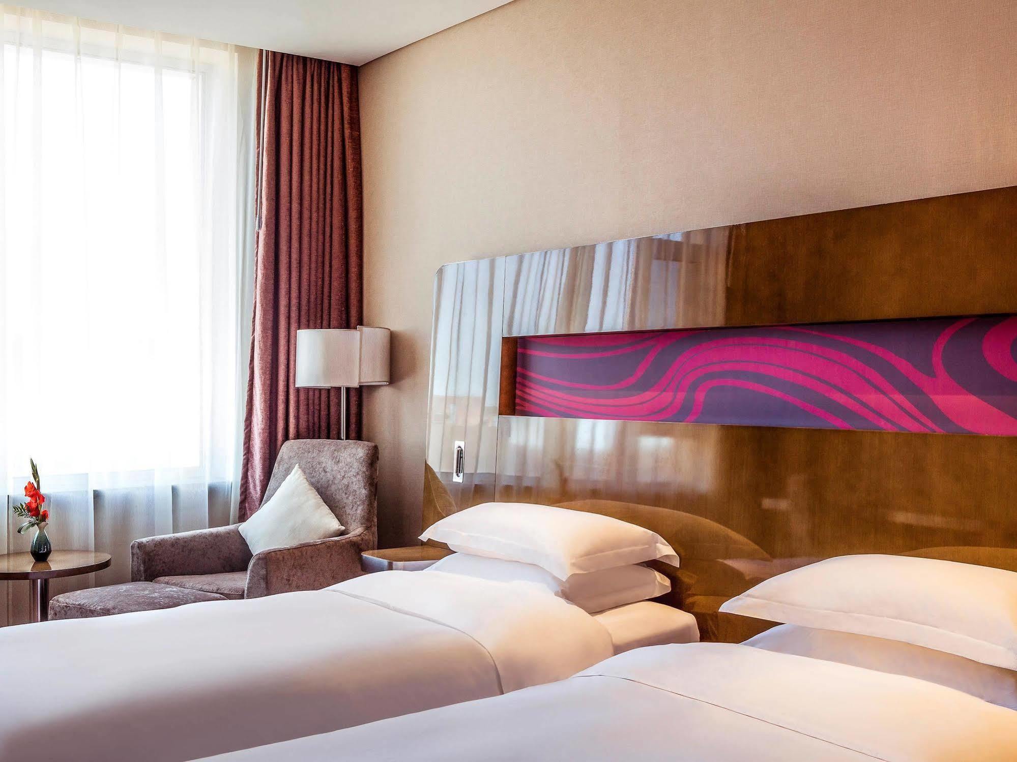 Novotel Daqing Haofang Luaran gambar